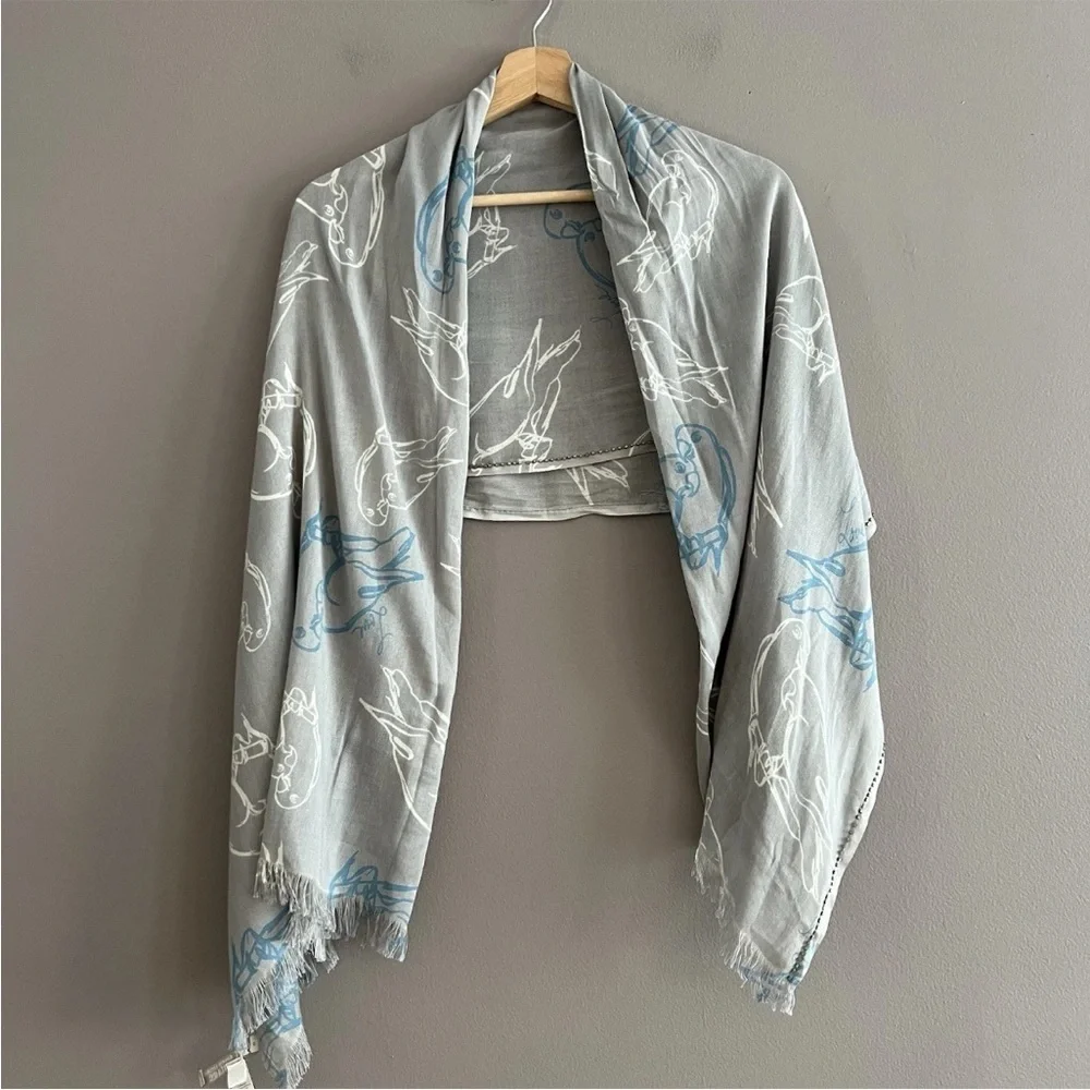 Banana Republic Heritage Womens Organic Cottage Blend Parrots Fringe Gray 33x58